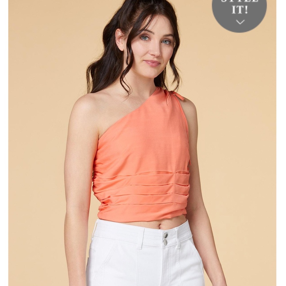 Versona one shoulder top